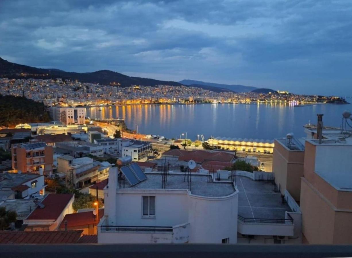 Kouros Kalamitsa Apartment Kavala Exterior photo